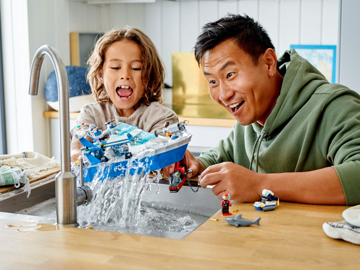 🚤 LEGO 60277 Police Patrol Boat City