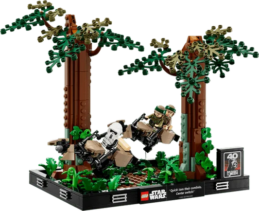 LEGO The Endor Speeder Bike Chase Diorama 75353 StarWars LEOG STARWARS @ 2TTOYS | Official LEGO shop😊🥰 LEGO €. 79.99
