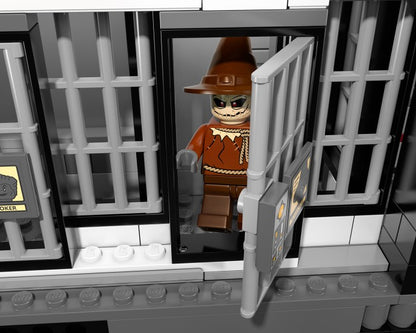 LEGO Batman: Arkham Asylum Breakout 10937 Batman