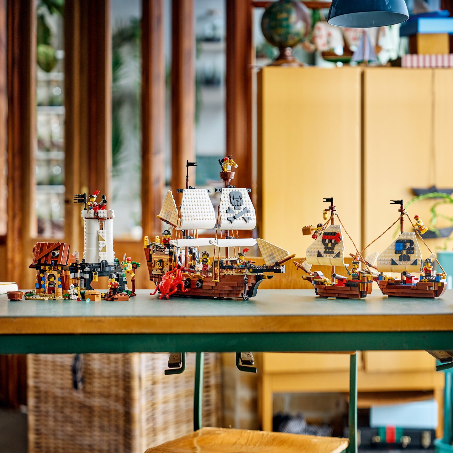 LEGO Iconic Pirate Ship 31387 Creator 3 in 1