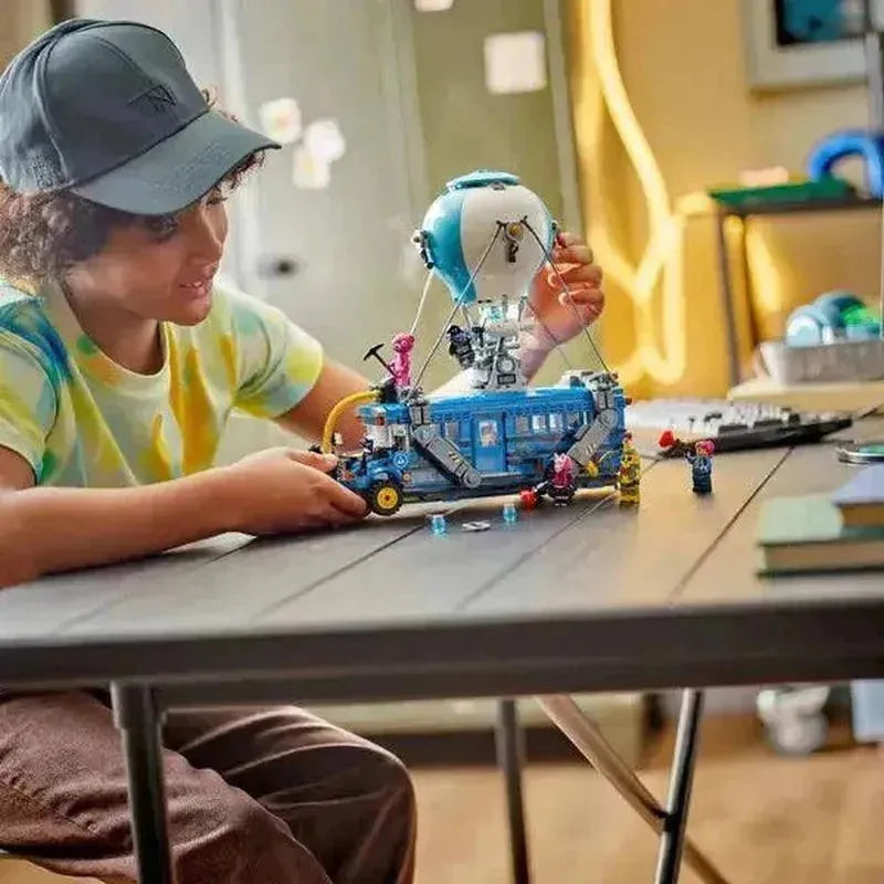 حافلة معركة ليغو 77073 فورتنايت