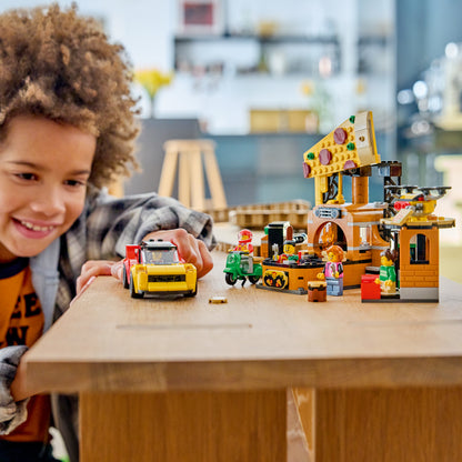 LEGO Pizza Delivery Experience with Vehicles 60496 City