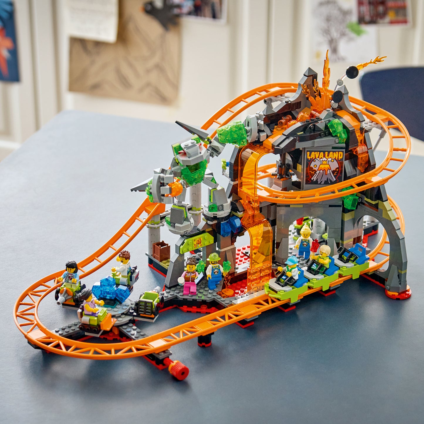 LEGO Lava Land Roller Coaster Park 60501 City