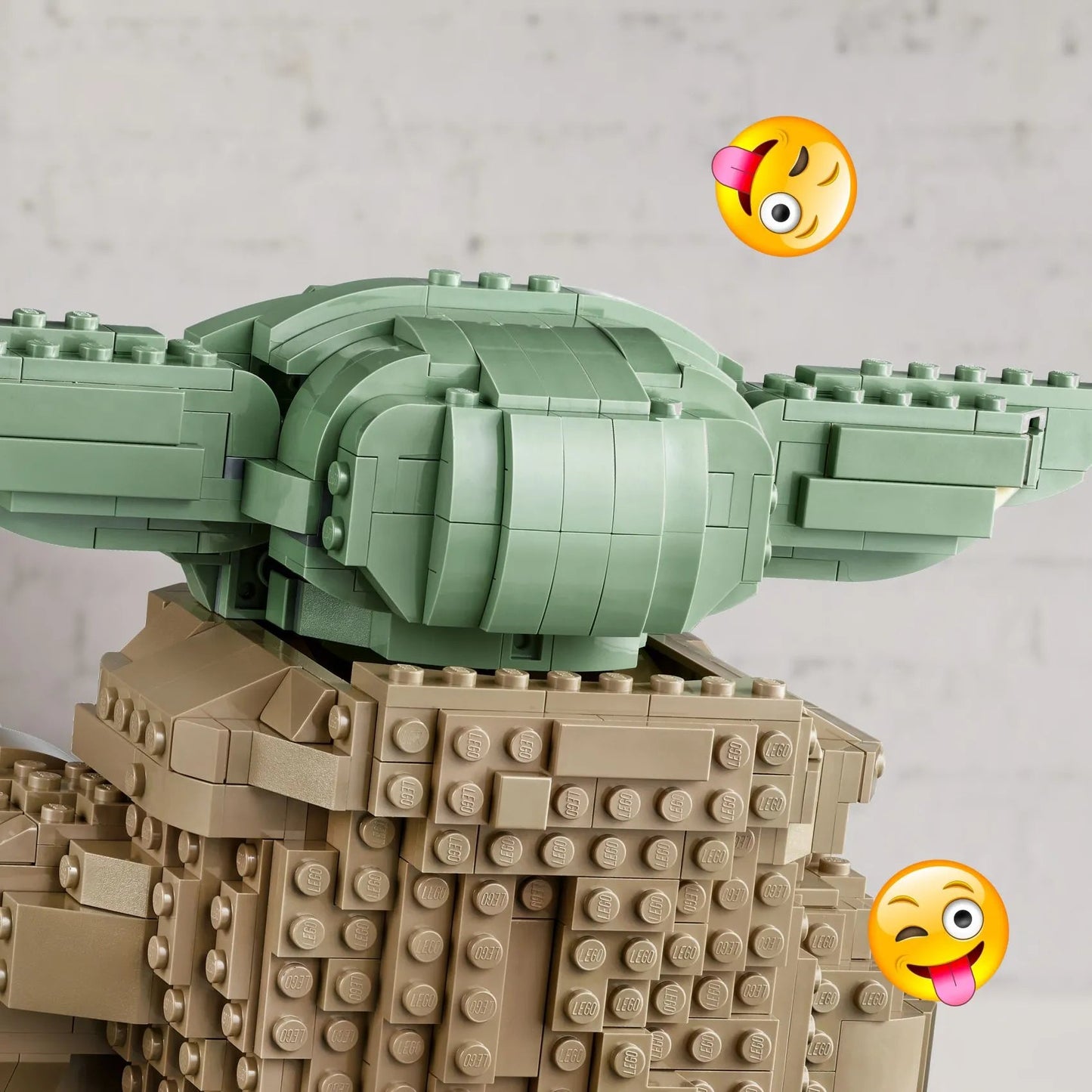 LEGO The Child (Yoda figure) 75318 StarWars