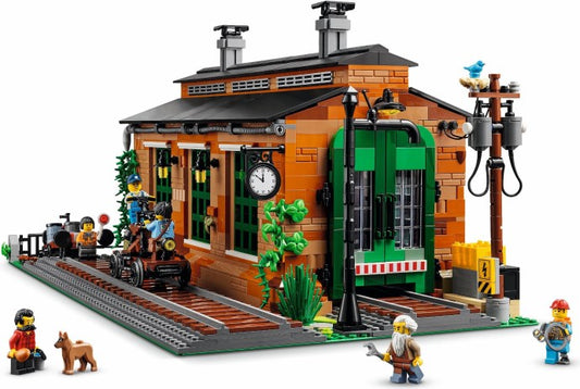LEGO Old Train Engine Shed 910033 Bricklink