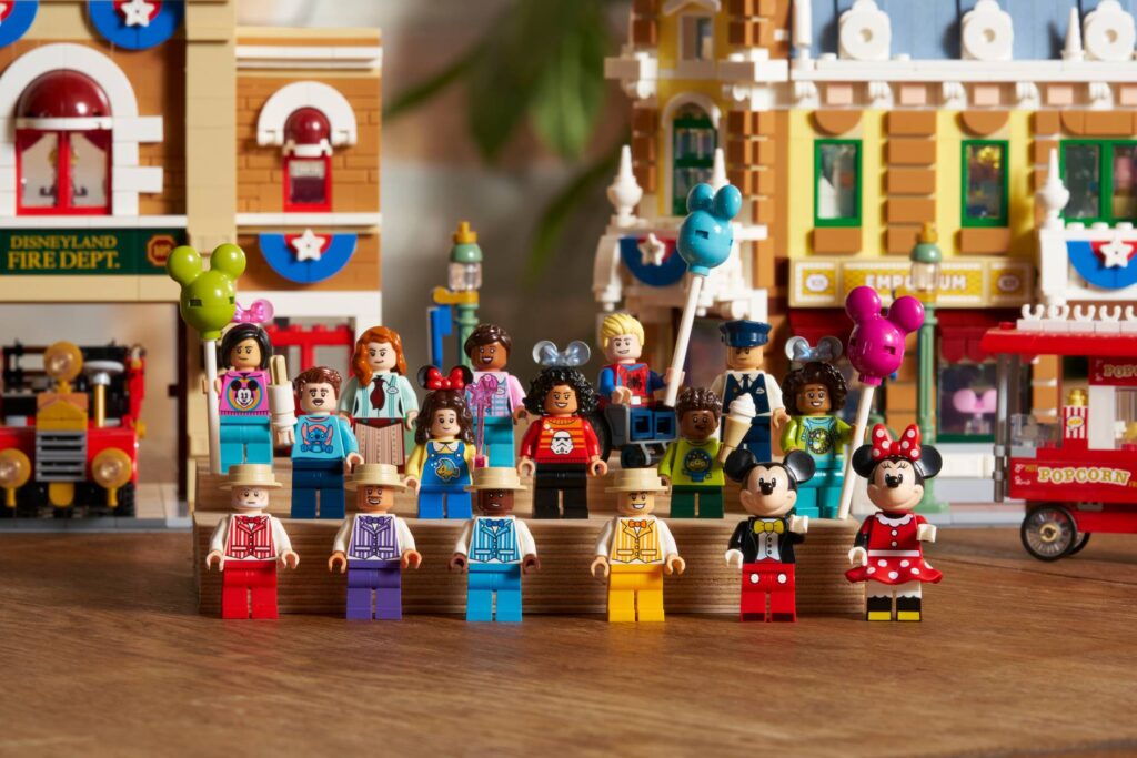 LEGO Main Street 43302 Disney
