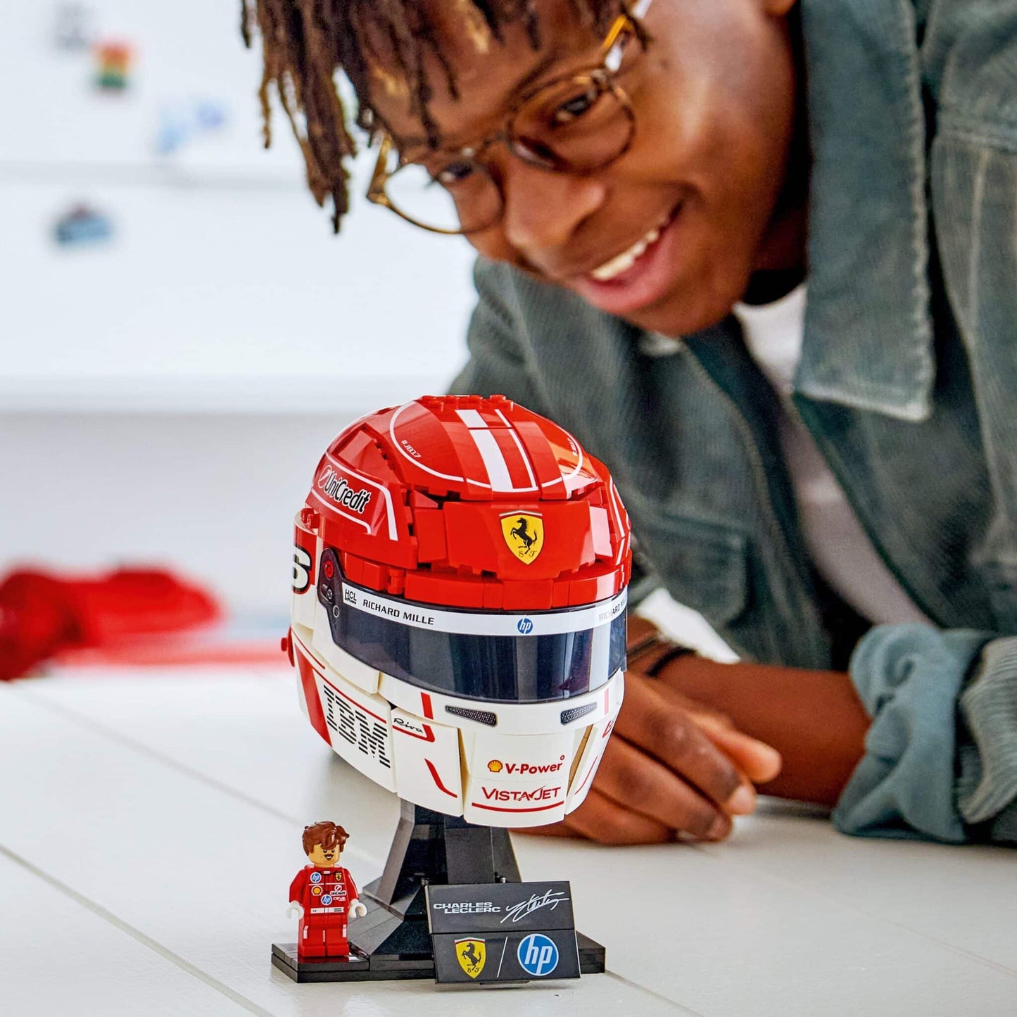 LEGO Scuderia Ferrari HP Charles Leclerc Helmet 43014 Edition Vehicles