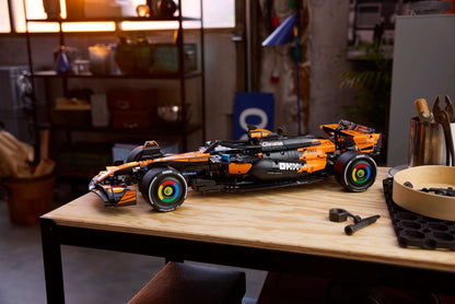 LEGO McLaren F1MCKL 39سيارة فورمولا 1 42228 تكنيك