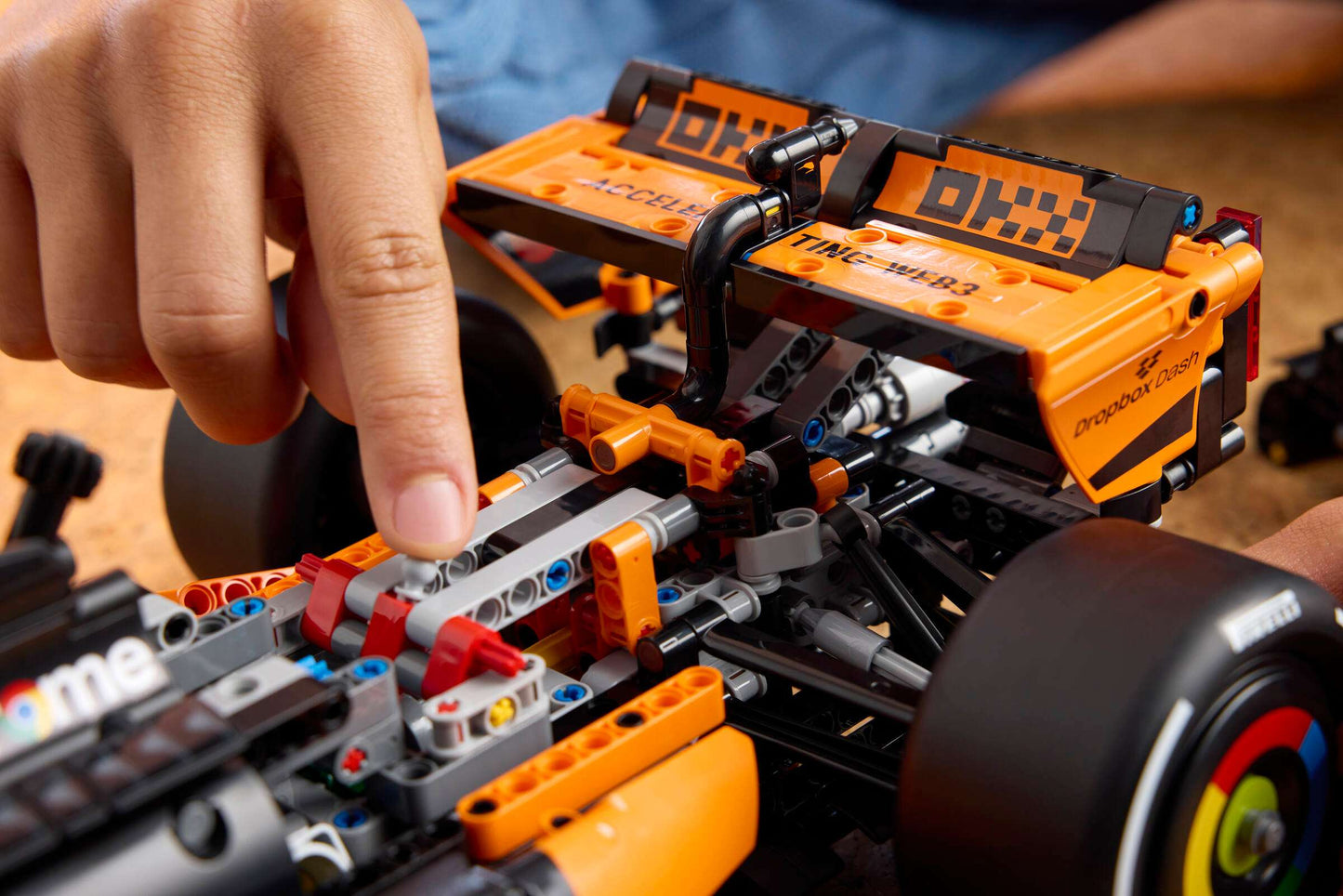 LEGO McLaren F1MCKL 39سيارة فورمولا 1 42228 تكنيك