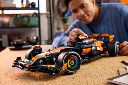 LEGO McLaren F1MCKL 39سيارة فورمولا 1 42228 تكنيك