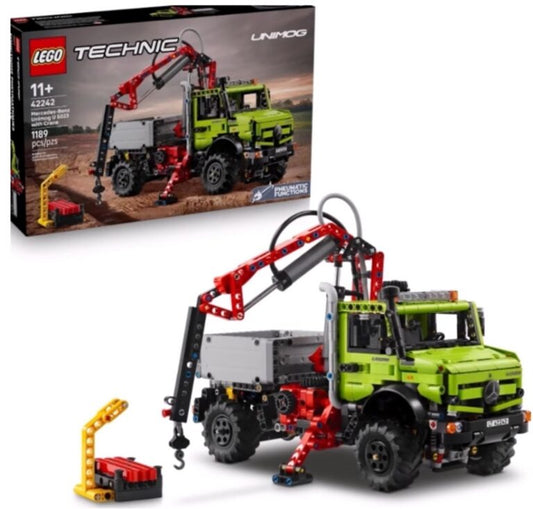 LEGO Mercedes-Benz Unimog U 5023 with Crane 42242 Technic