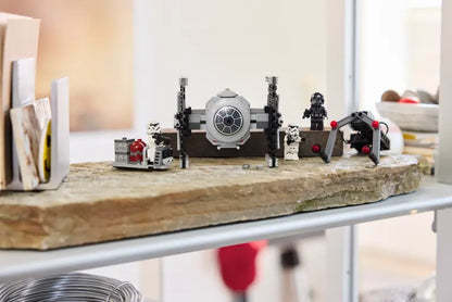 LEGO TIE Fighter with Imperial Hangar Rack 40771 StarWars