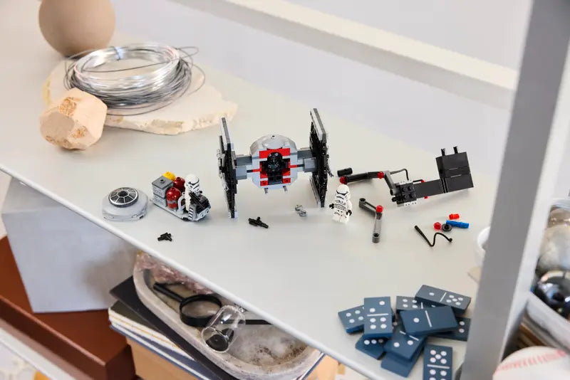 LEGO TIE Fighter with Imperial Hangar Rack 40771 StarWars