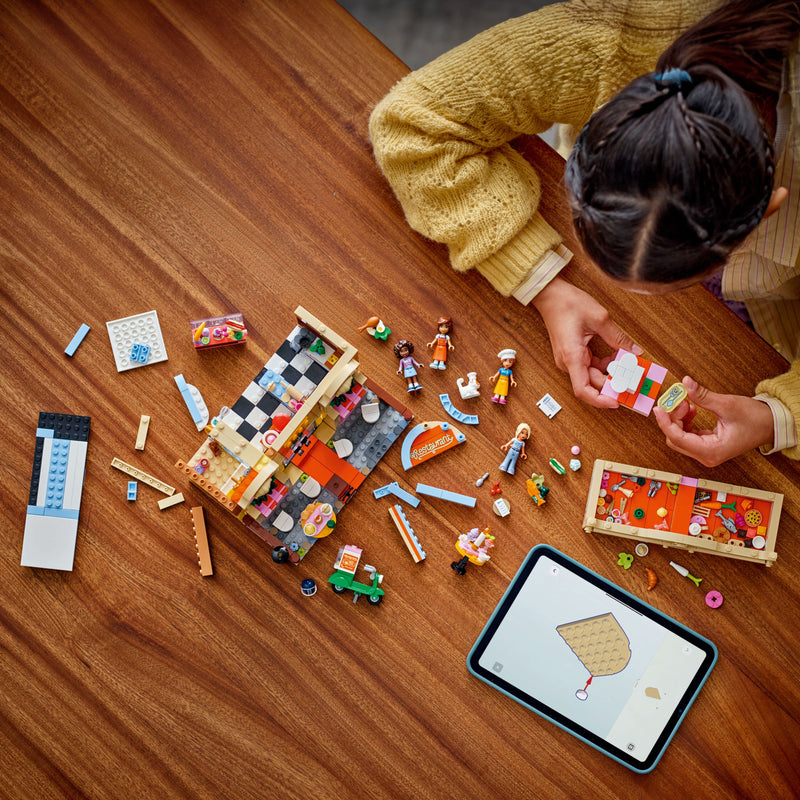 LEGO Cooking Class at the Restaurant 42655 Friends