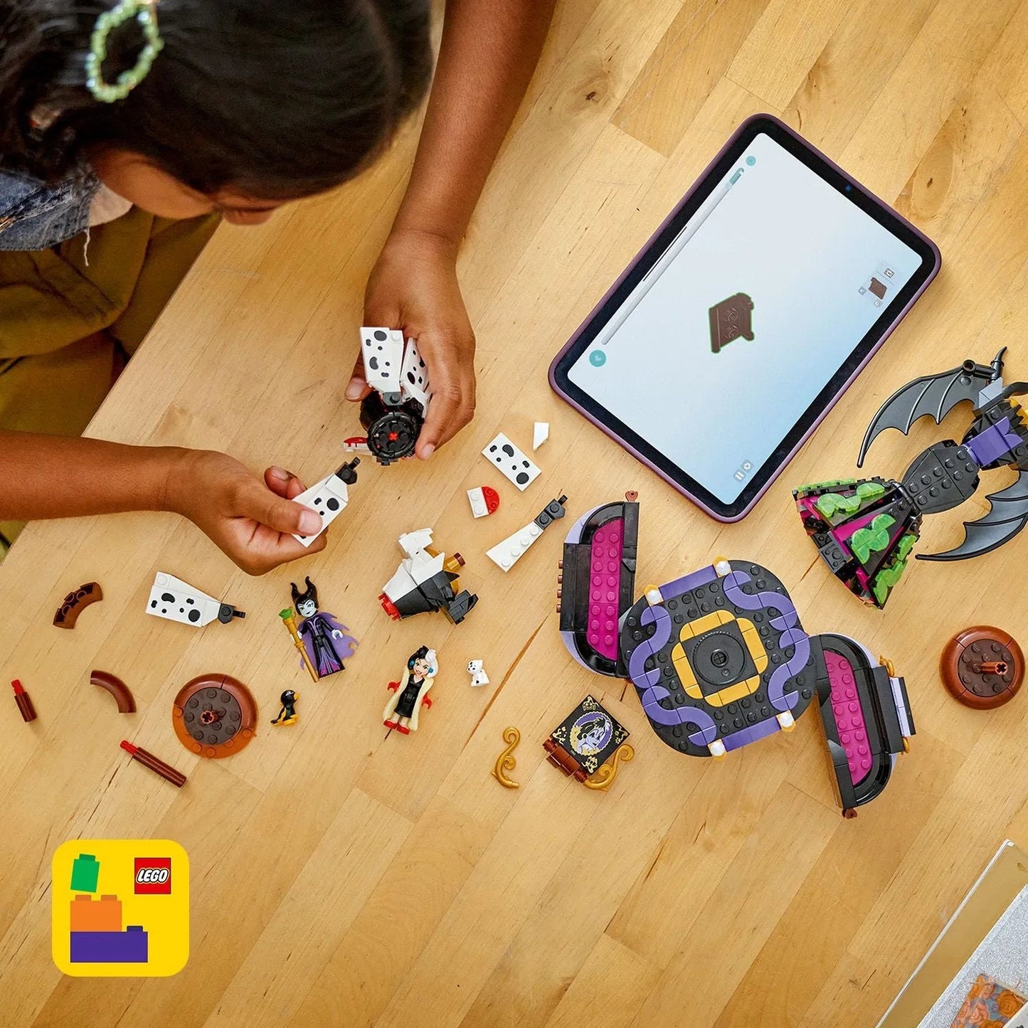 فساتين ليغو ماليفسنت وكرويلا دي فيل 43262 ديزني