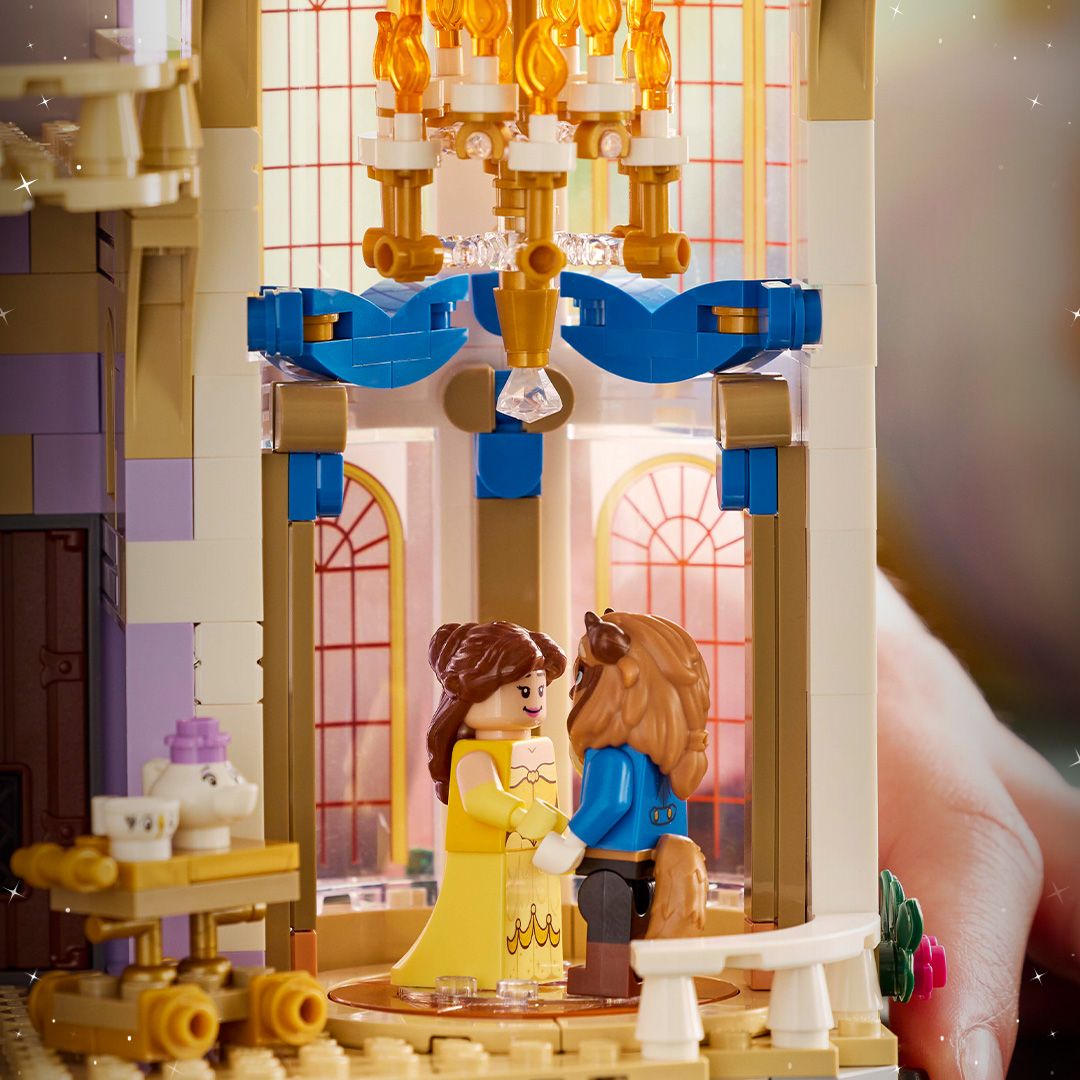 LEGO Beauty and the Beast Castle 43263 Disney
