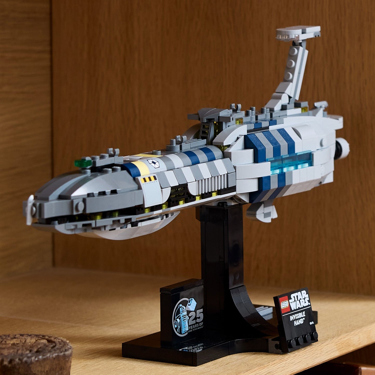 LEGO The Invisible Hand™ 75377 StarWars