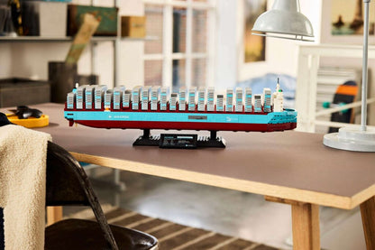 LEGO Maersk Dual-Fuel Container Vessel 40955 Icons