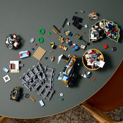 LEGO Winter Express Train 10361 Icons