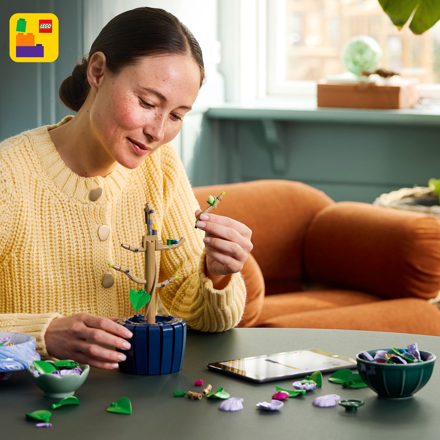 مجموعة ليغو هيبيسكوس النباتية 10372