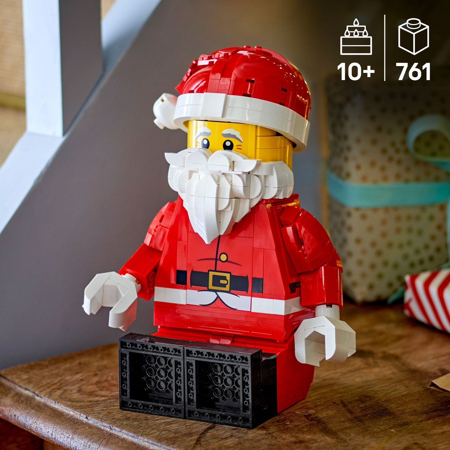 LEGO Up-Scaled Santa 40820 Creator