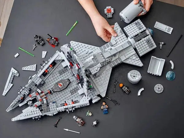 LEGO Imperial Light Cruiser 75315 StarWars