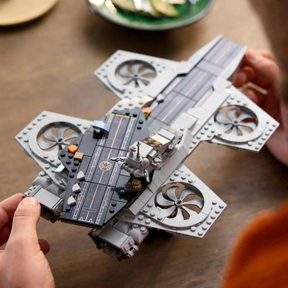 ليغو دي أفنجرز هيليكاريير 76295 الأبطال الخارقين 