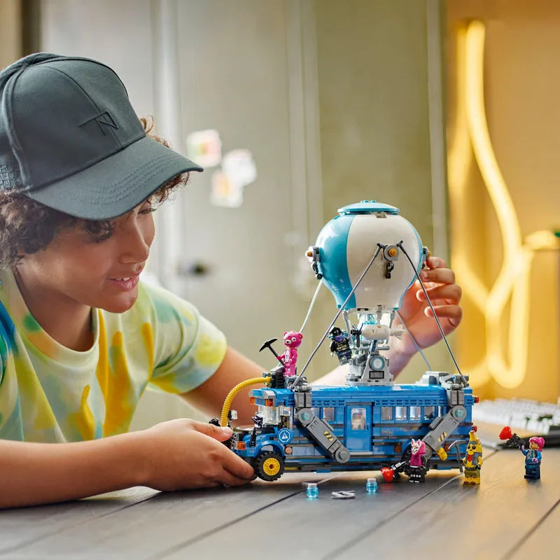 حافلة معركة ليغو 77073 فورتنايت