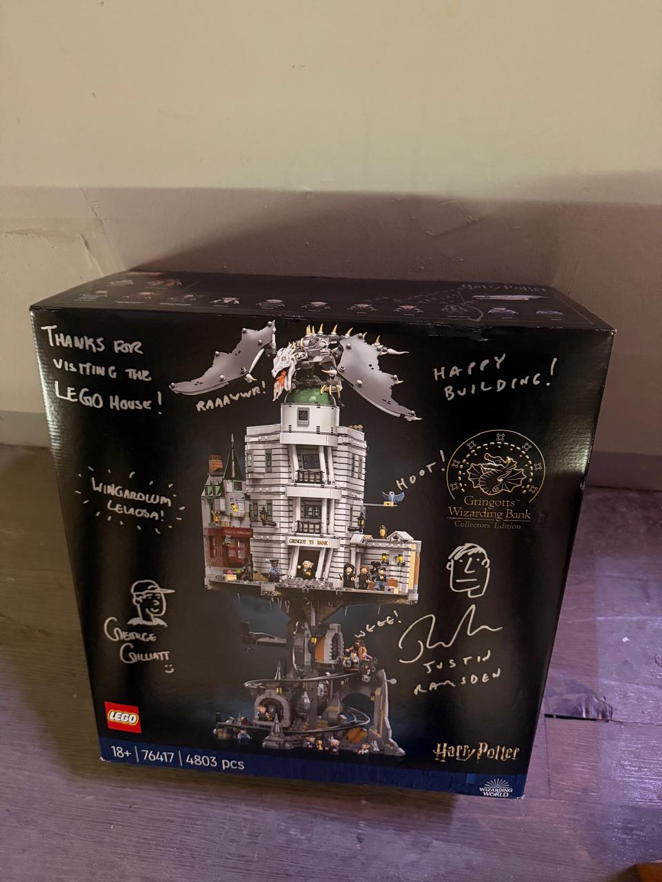 UNIQUE: LEGO Gringotts Wizarding Bank - Collectors' Edition 76417 Harry Potter WITH SIGNATURES OF THE DESIGNERS