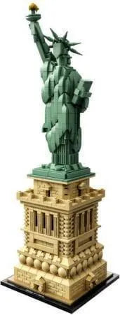 LEGO Architecture 21042 Statue of Liberty model with intricate details and vibrant colors