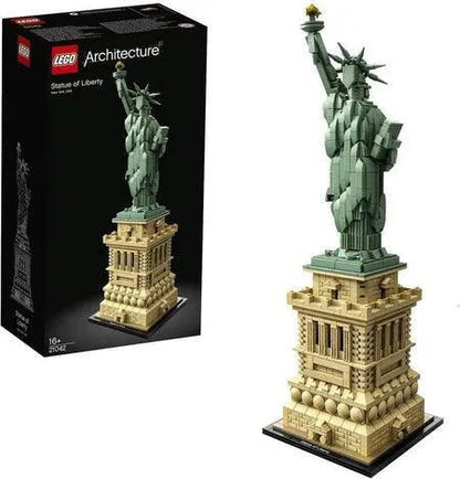 LEGO Architecture 21042 Statue of Liberty Model Set Featuring Detailed Architecture