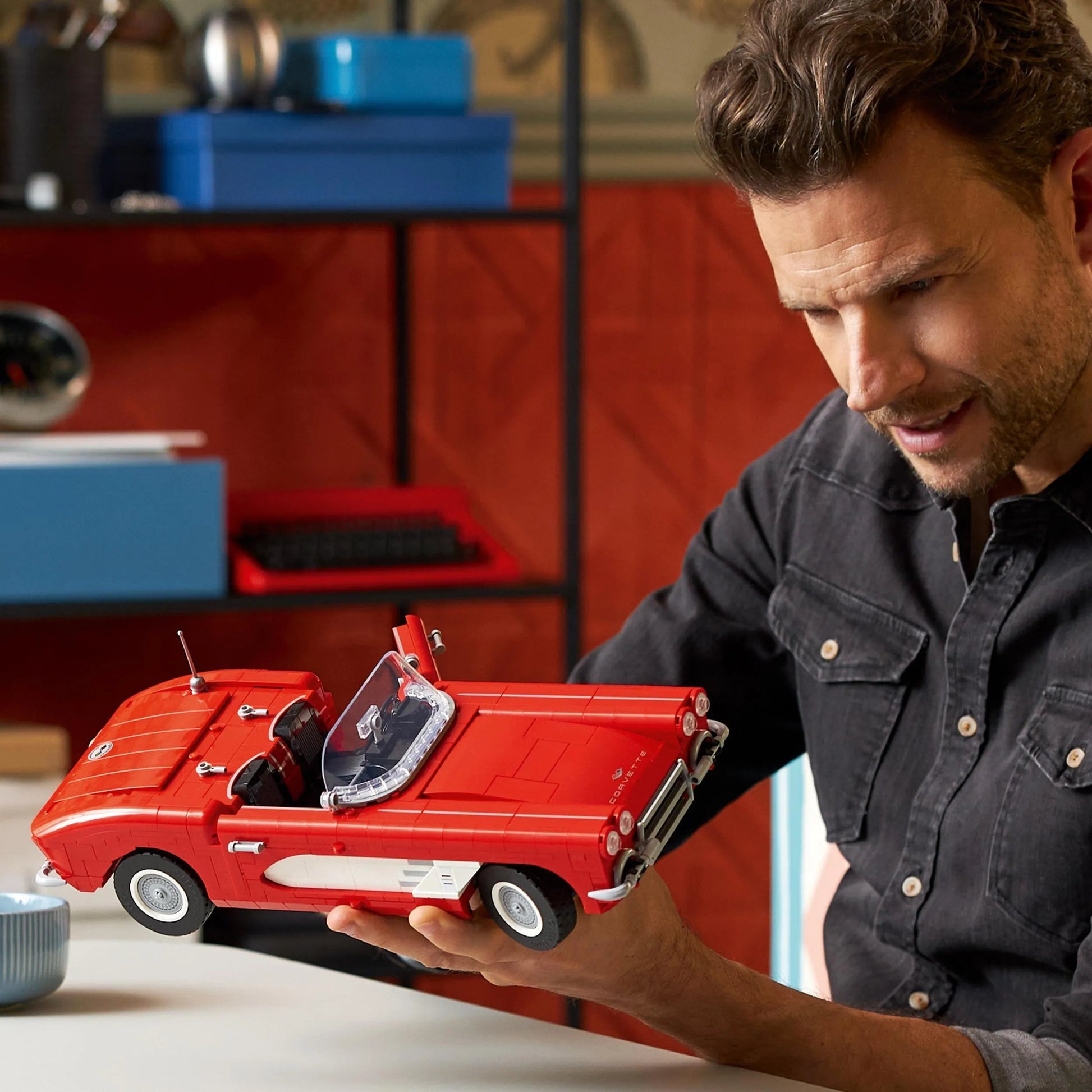 LEGO Classic Corvette 10321 Icons LEGO ICONS @ 2TTOYS | Official LEGO shop😊🥰 LEGO €. 149.99