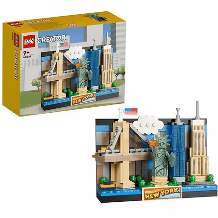 LEGO Creator 40599 New York Yankees Build with Statue of Liberty and skyscrapers in detailed colors