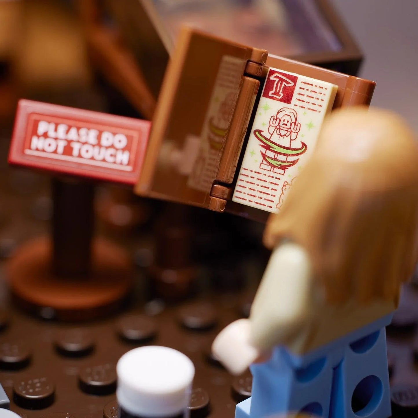 LEGO Disney Hocus Pocus: The Sanderson Sisters' Cottage 21341 Ideas LEGO IDEAS @ 2TTOYS | Official LEGO shop😊🥰 LEGO €. 199.99