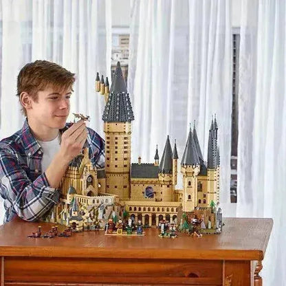 LEGO Het Kasteel Zweinstein met 6.000 stenen 71043 Harry Potter LEGO HARRY POTTER @ 2TTOYS | Official LEGO shop😊🥰 LEGO €. 424.99