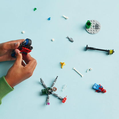 LEGO Motorcycle Chase: Spider-Man vs. Doc Ock 76275 Superheroes LEGO Super Heroes Marvel @ 2TTOYS | Official LEGO shop😊🥰 LEGO €. 9.99