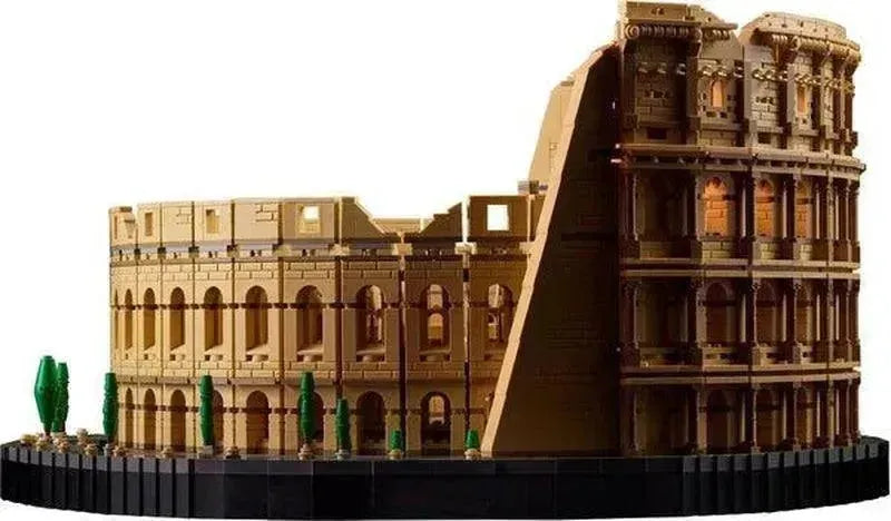 LEGO Creator Expert 10276 Roman Colosseum LEGO model with detailed architecture and miniature landscaping