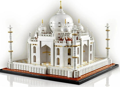 LEGO Architecture Taj Mahal Building Set with Detailed White Structures and Decorative Elements