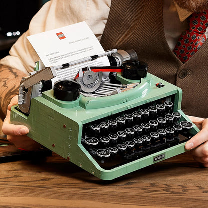LEGO Typewriter 21327 Ideas LEGO IDEAS @ 2TTOYS | Official LEGO shop😊🥰 LEGO €. 234.99