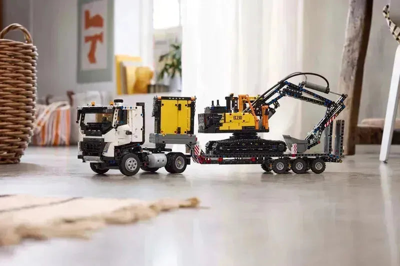 LEGO Volvo FMX Truck & EC230 Electric Excavator 42175 Technic LEGO TECHNIC @ 2TTOYS | Official LEGO shop😊🥰 LEGO €. 169.49