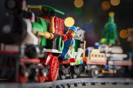 LEGO Winter Holiday Train 10254 Creator Expert LEGO CREATOR EXPERT @ 2TTOYS | Official LEGO shop😊🥰 LEGO €. 274.99